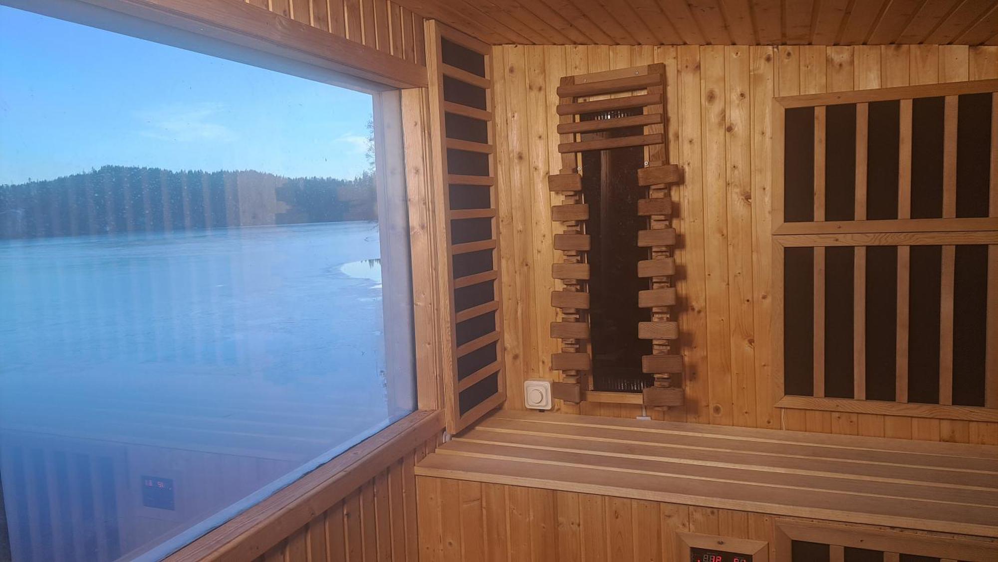 Evika Boutique Hotel Eskilsby Екстериор снимка
